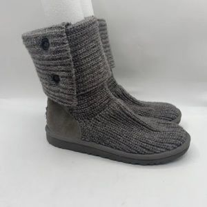 UGG Australia Womens Gray Classic Cardy Boots Size 6